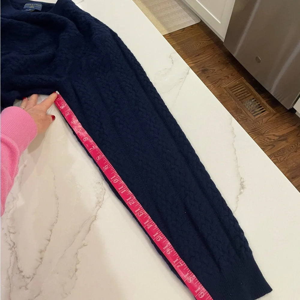 Joseph & Lyman cashmere blue cable knit sweater. Size XL - Picture 5 of 10
